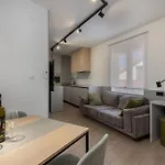 Stunning Apartment In Novi Vinodolski With Wifi *