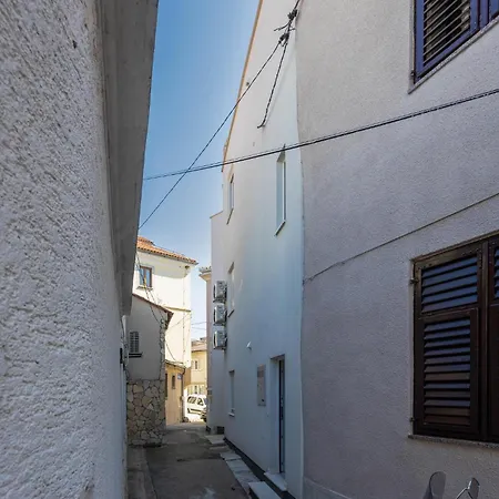 Stunning Apartment In Novi Vinodolski With Wifi * Novi Vinodolski
